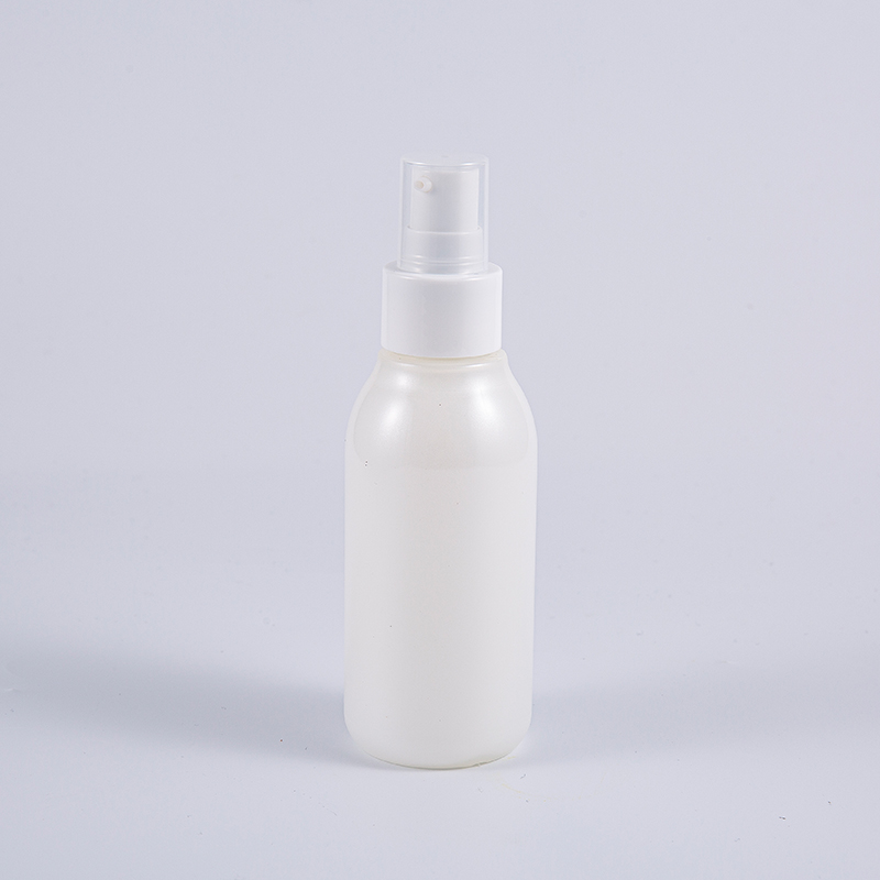 100ml 160ml 200ml 多層半透明マットエアレスボトル ポンプディスペンサー付き