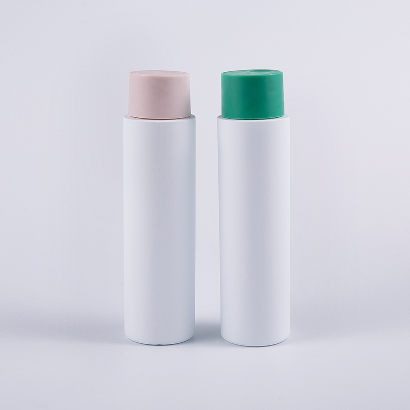 円形の 360ml のクレンジング シャンプーのボディはディスク キャップが付いているびんを洗います